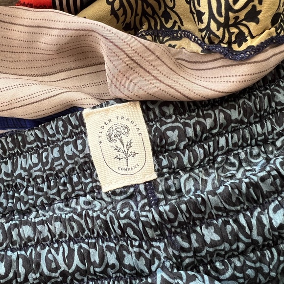 Palazzo Pants by Wylder Trading Co Silk Monsoon Tiered Palazzo Pants New! - Picture 4 of 5